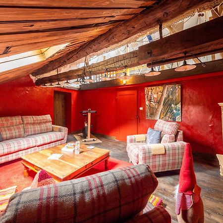 Hostel Eau Berges Val-de-Sos Exteriér fotografie