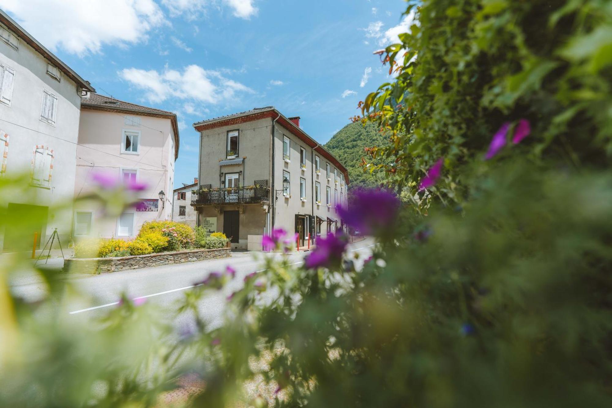 Hostel Eau Berges Val-de-Sos Exteriér fotografie